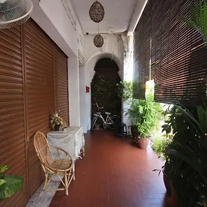 Guest house Cocoa Mews Cafe And George Town